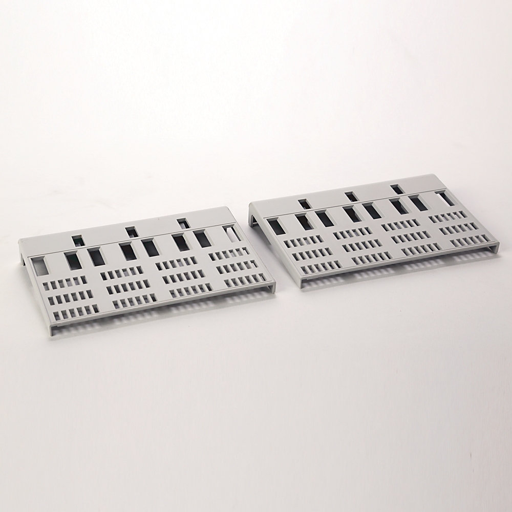 140G-H-TC4L_1000x1000.jpg Rockwell Automation / Allen-Bradley 140G-H-TC4L - Image 1