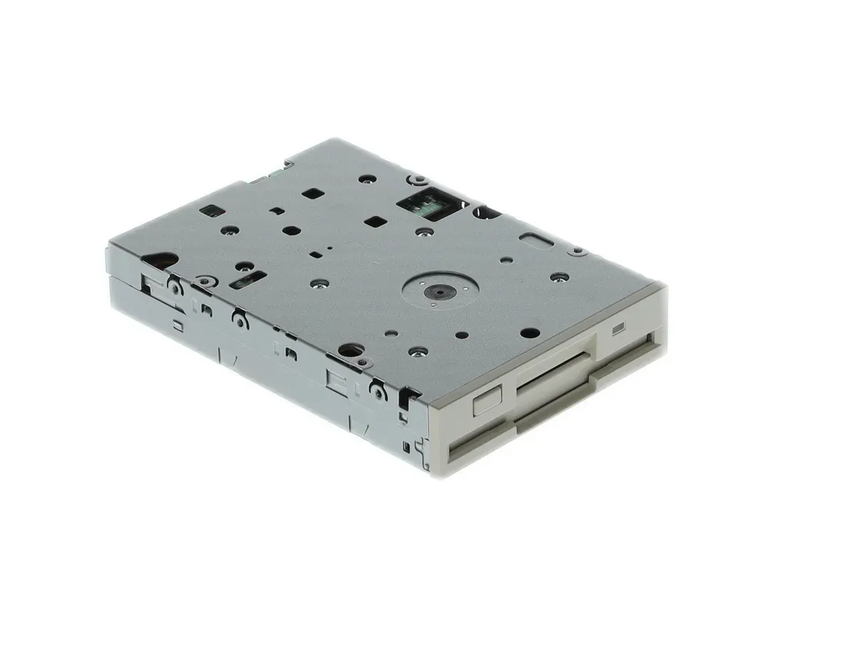 Kuka 101824 - Image 21