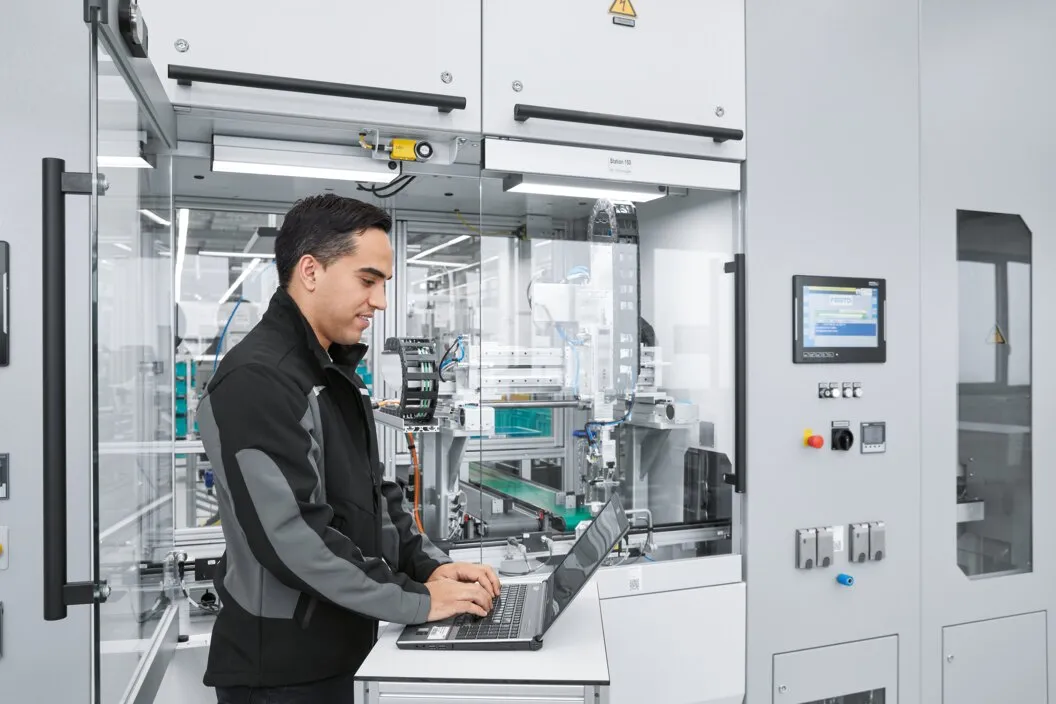 sha256_8f6addfcf6b7f9d08eedc6f0f7b3999964f5bb7935ea13e5156c52241c286146-11.webp Festo GFCH-3-R - Image 1